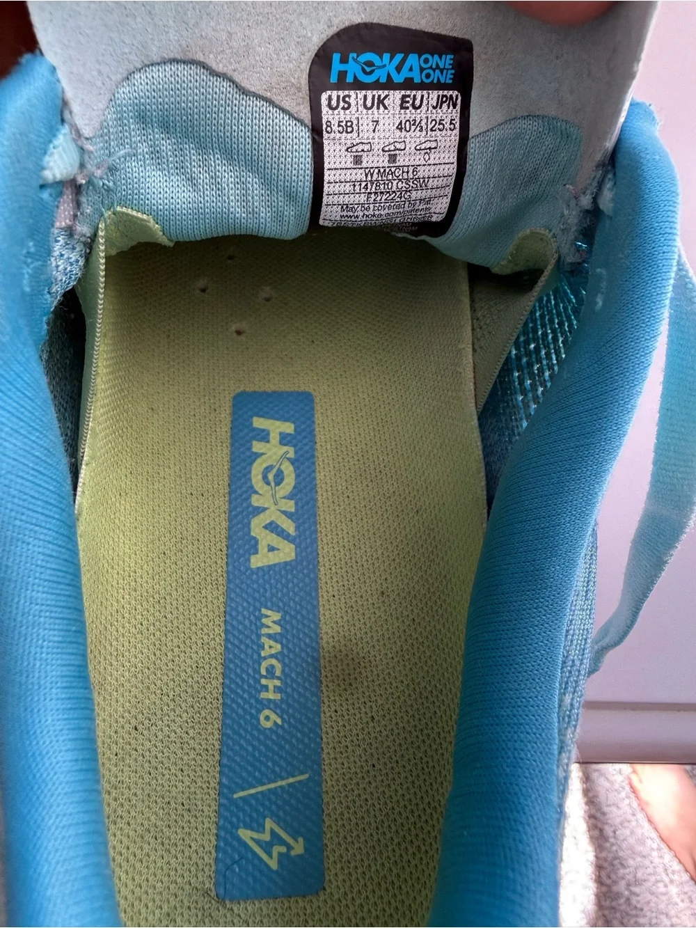 Hoka Mach 6 Women size 8.5 Turquoise Aqua Running Shoes